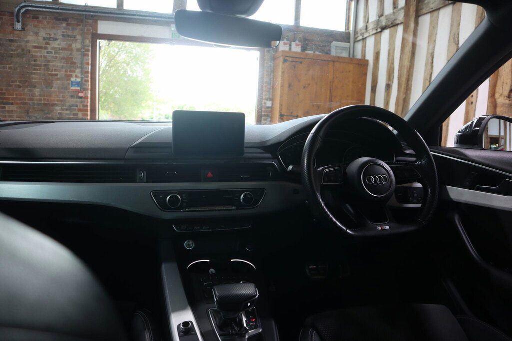 Audi A4 1.4 Tfsi Black Edition Saloon S Tronic Grey #45