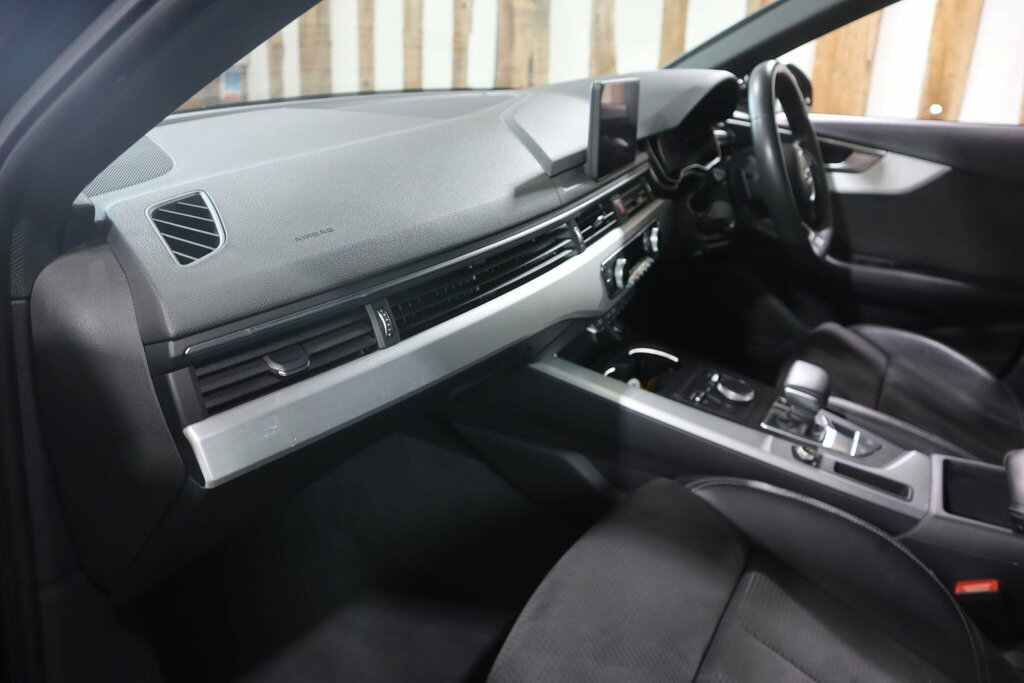 Audi A4 1.4 Tfsi Black Edition Saloon S Tronic Grey #38