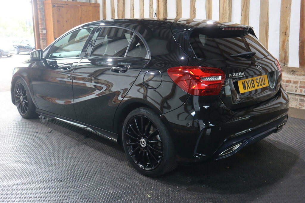 Mercedes-Benz A Class 2.1 A220d Amg Line Premium 7G-dct Euro 6 S S 5 Black #4