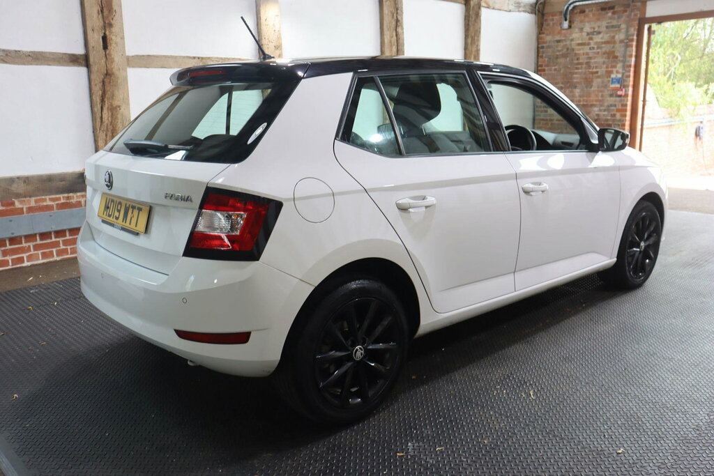 Skoda Fabia 1.0 Tsi Colour Edition Euro 6 S S White #6