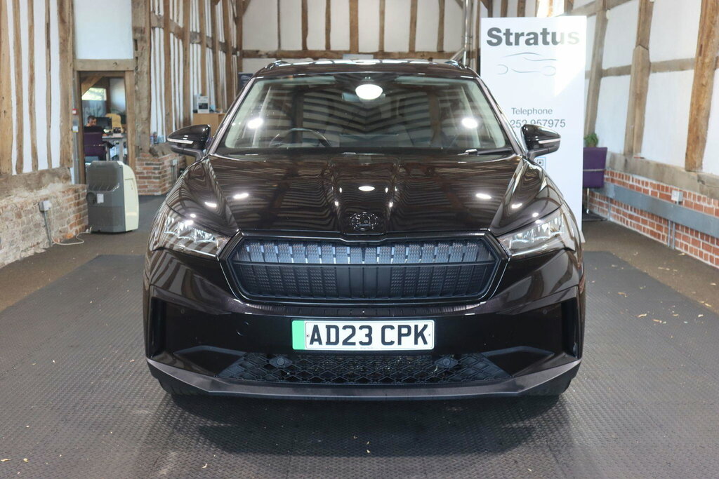 Skoda ENYAQ Iv 82Kwh 80 Dc135kw Black #2