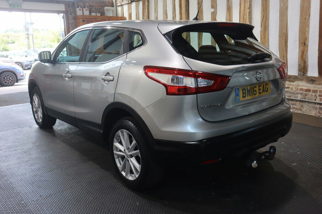Nissan Qashqai 1.5 Dci Acenta 2Wd Euro 6 S S Silver #4