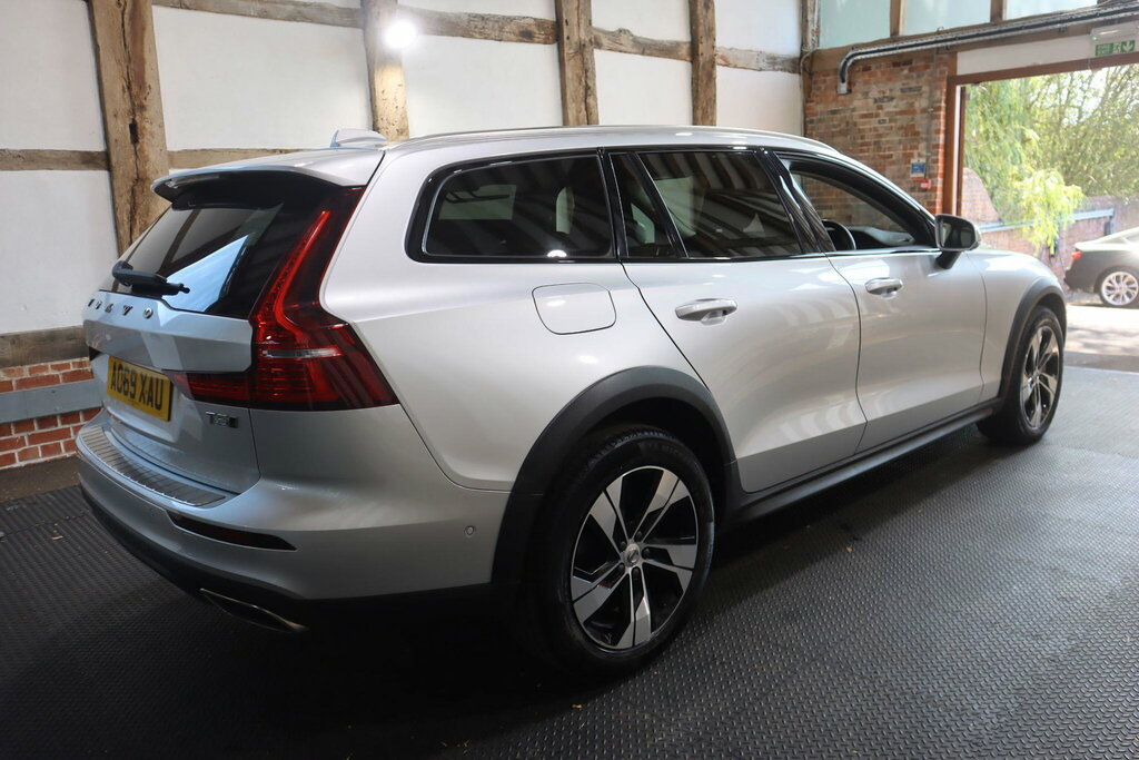 Volvo V60 Cross Country 2.0 T5 Plus Awd Euro 6 S S Silver #6