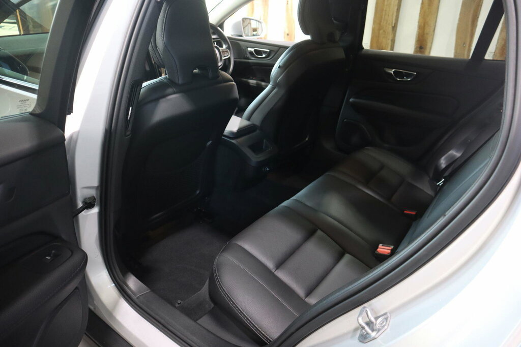 Volvo V60 Cross Country 2.0 D4 Awd Euro 6 Ss Silver #38