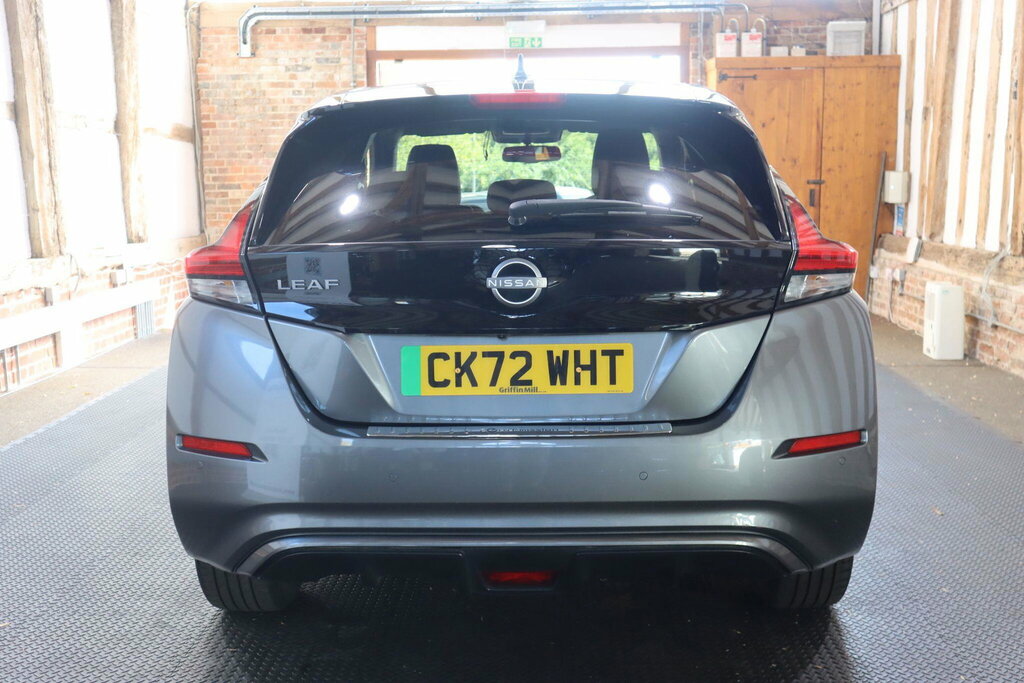 Nissan Leaf 39Kwh Tekna Grey #5