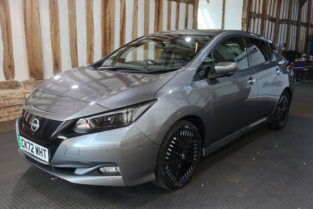Nissan Leaf 39Kwh Tekna Grey #3
