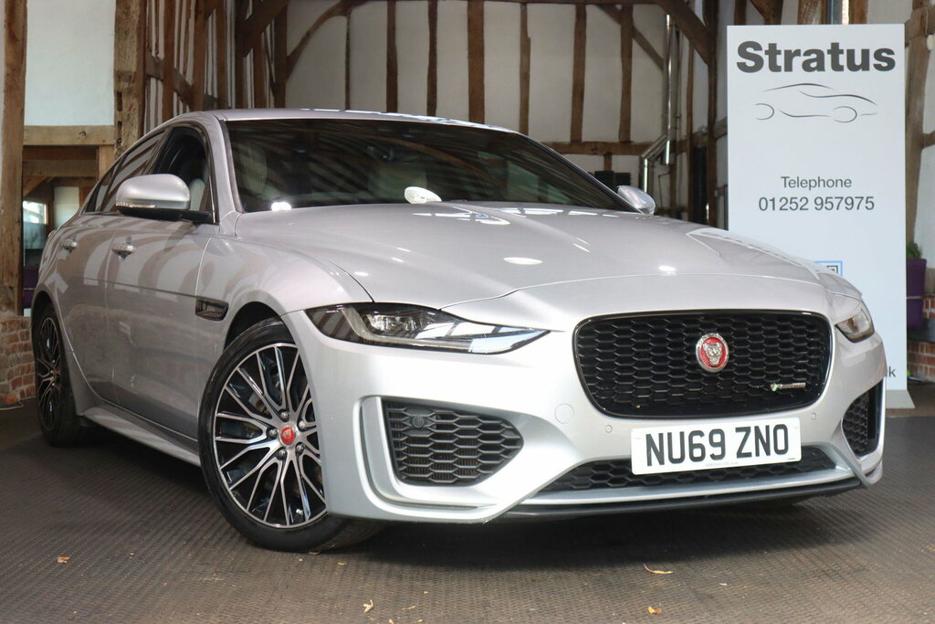 Jaguar XE 2.0 P250i R-dynamic S Euro 6 S S Silver