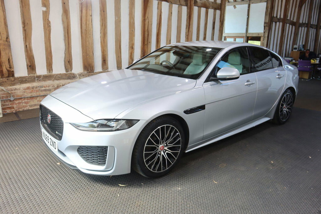 Jaguar XE 2.0 P250i R-dynamic S Euro 6 S S Silver #3