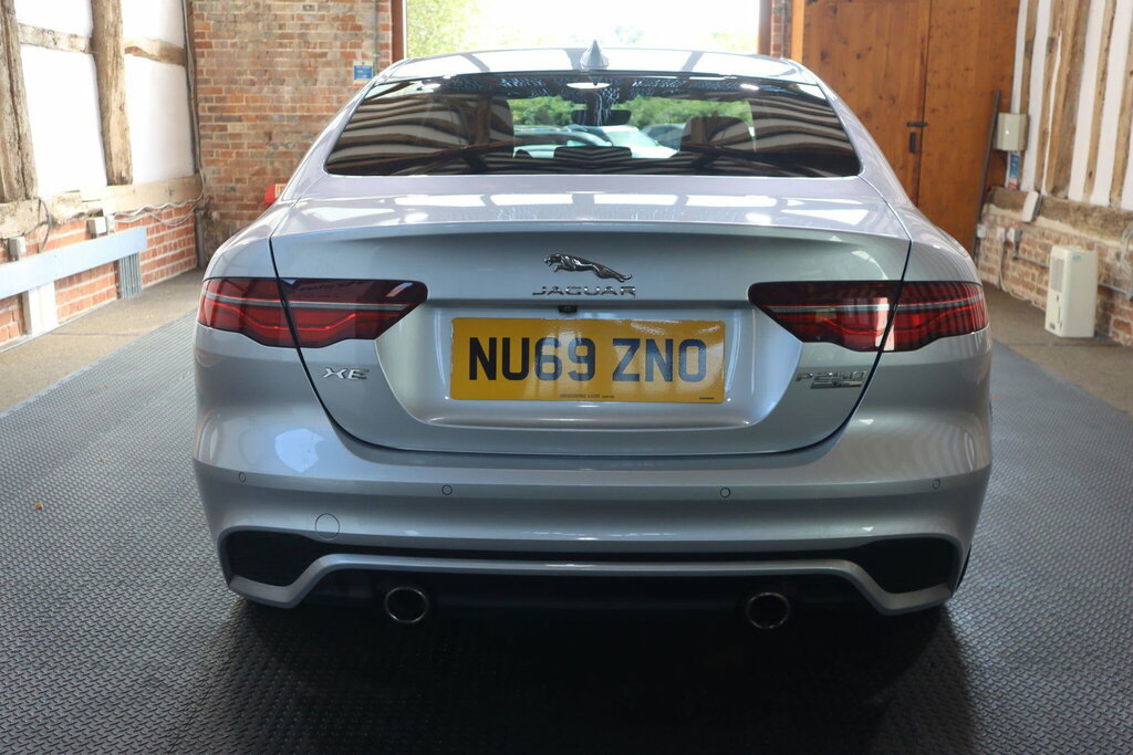 Jaguar XE 2.0 P250i R-dynamic S Euro 6 S S Silver #5