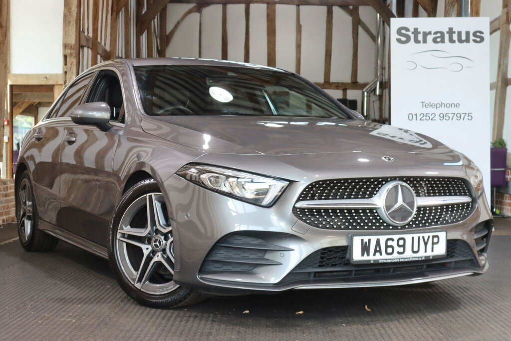 Mercedes-Benz A Class 1.5 A180d Amg Line Executive 7G-dct Euro 6 S S Grey