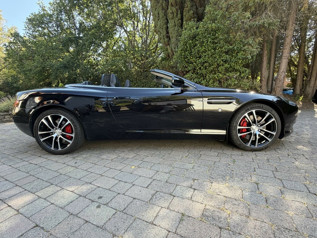 Aston Martin DB9 6.0 V12 Black