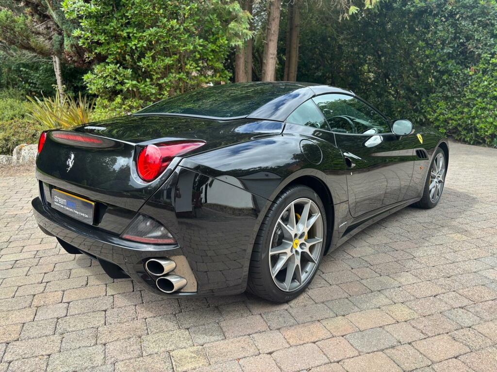 Ferrari California California 22 Red #9
