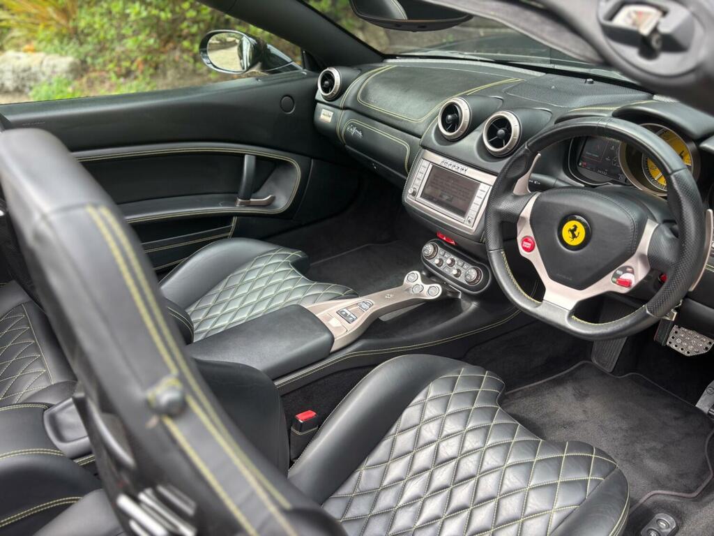 Ferrari California California 22 Red #29