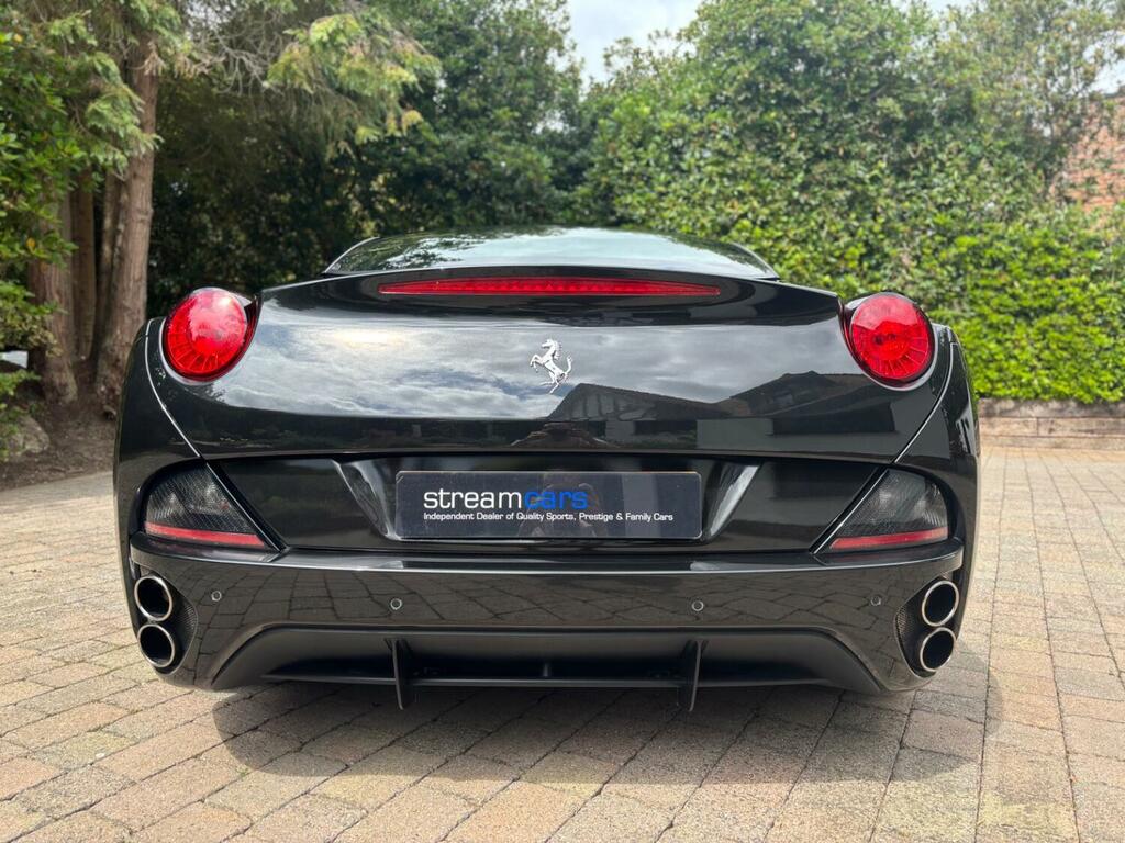 Ferrari California California 22 Red #8
