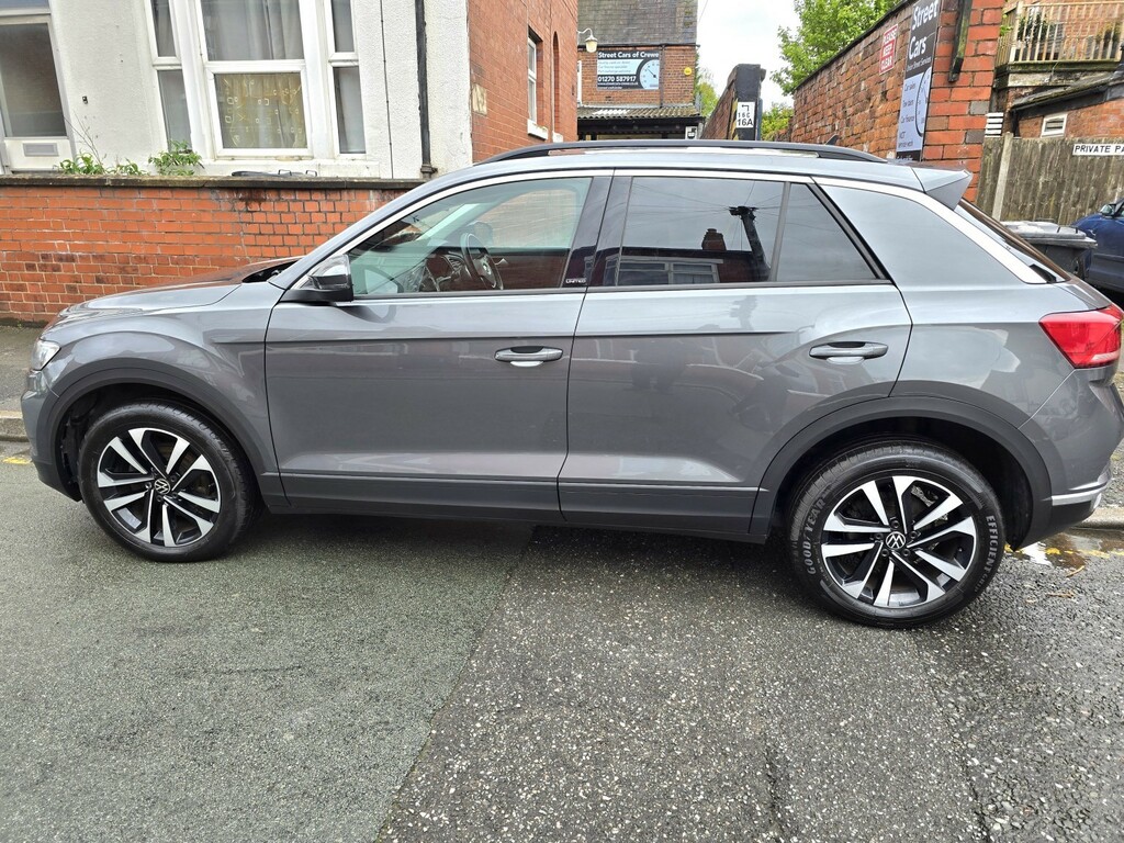 Volkswagen T-Roc Suv 1.0 Tsi United 202170 NA70XUB Grey #2