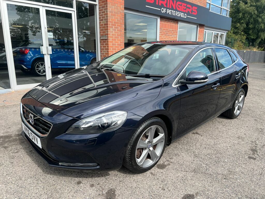 Volvo V40 2016 2.0 D2 Se Lux Nav Hatchback E Blue #2