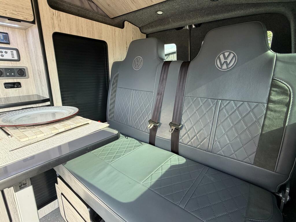 Volkswagen Transporter T6 #6