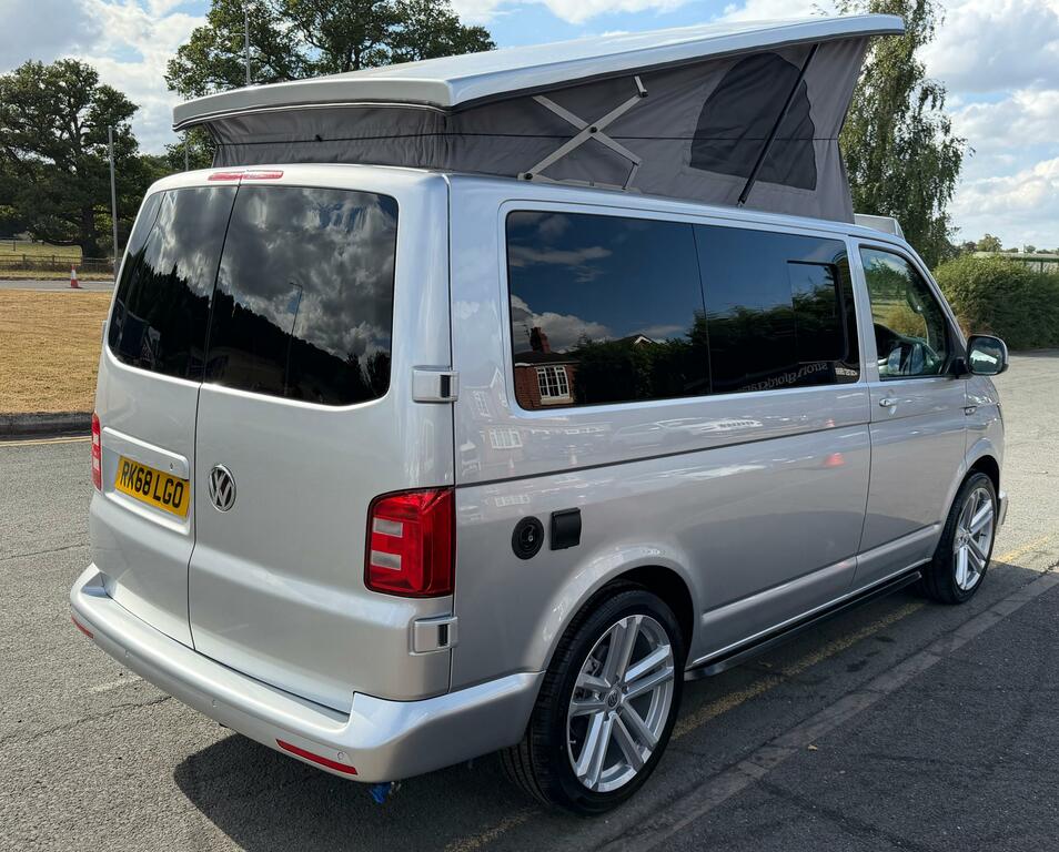 Volkswagen Transporter 2.0 Tdi Bluemotion Tech 140Ps Highline Kombi Van Silver #14