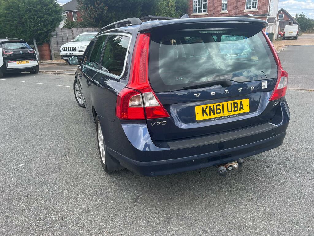 Volvo V70 2011 Volvo V70 2.4 D5 215 Se Lux Just 138 Black #14