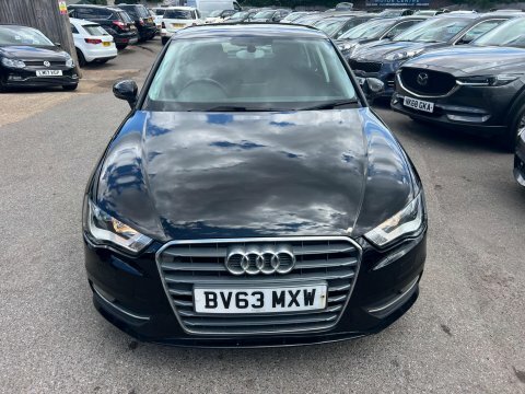 Audi A3 1.4 Tfsi Sport Black #2