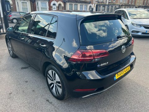 Volkswagen e-Golf Auto 5dr Black #3