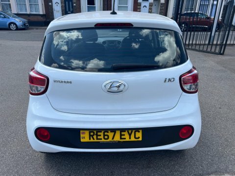 Hyundai I10 1.2 Se White #4