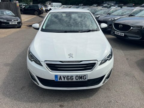 Peugeot 308 1.2 Puretech Allure White #2