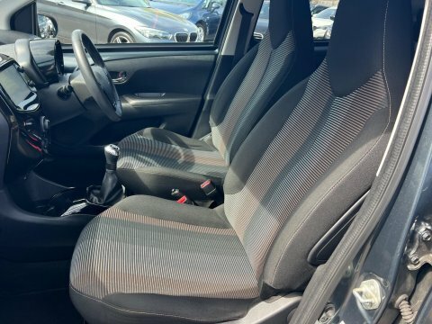 Peugeot 108 1.0 Active, 17 Reg, 16,000 Miles #28