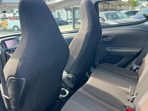 Peugeot 108 1.0 Active, 17 Reg, 16,000 Miles #31