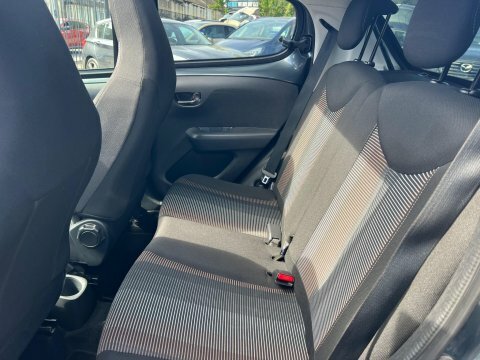 Peugeot 108 1.0 Active, 17 Reg, 16,000 Miles #32