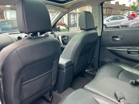 Nissan Qashqai+2 2.0 Plus 2 N-tec Plus 140 Bhp White #26