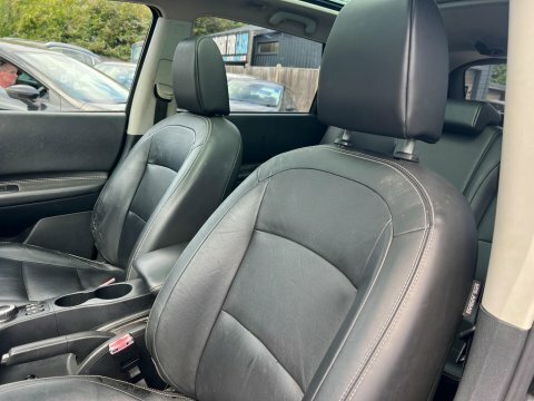 Nissan Qashqai+2 2.0 Plus 2 N-tec Plus 140 Bhp White #24