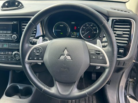 Mitsubishi Outlander 2.0H 12Kwh Gx4h Cvt 4Wd Euro 5 Ss Black #18