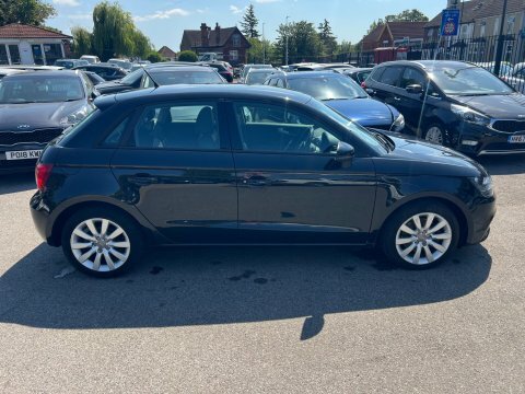 Audi A1 1.4 Tfsi Sport Black #6