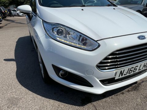 Ford Fiesta 1.0 Ecoboost Hybrid Mhev 125 St-line X  #12
