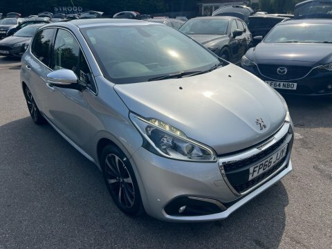 Peugeot 208 1.2 Puretech Allure Silver