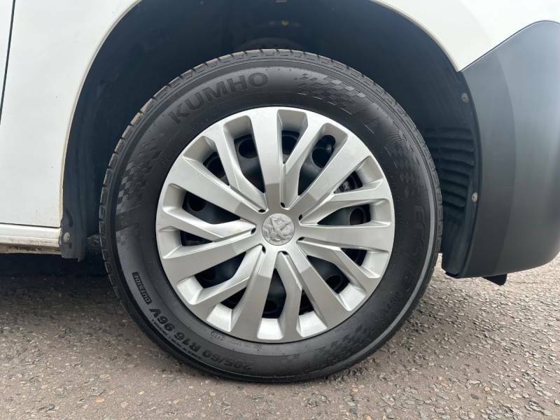 Peugeot Partner 1000 Professional Premium 1.5 Bluehdi 100 - 2021 White #6
