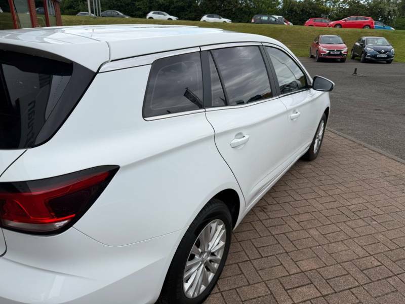 MG MG5 Excite Ev 115Kw 53Kwh - 2021 21 SH21XVA White #4