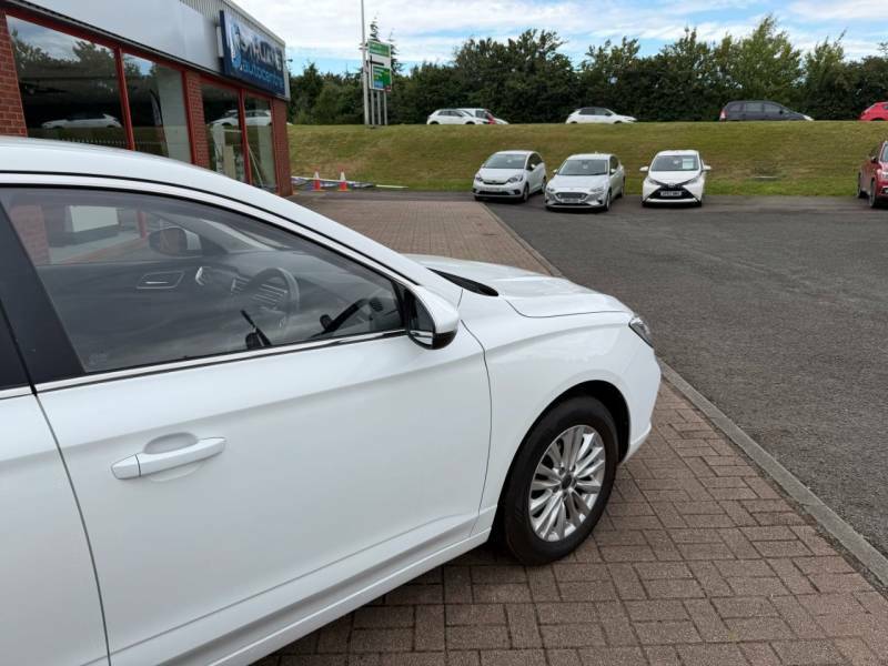MG MG5 Excite Ev 115Kw 53Kwh - 2021 21 SH21XVA White #3