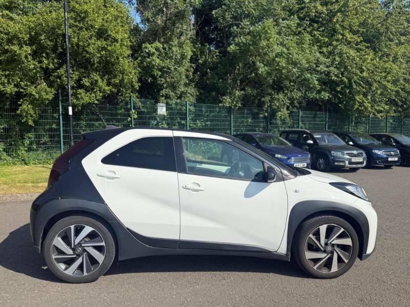 Toyota Aygo X Edge 1.0 Vvt-i White #6
