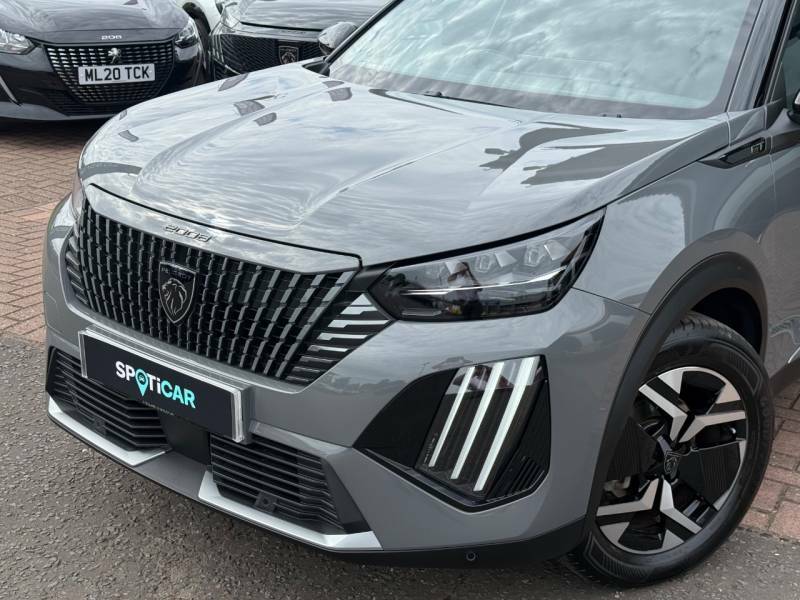 Peugeot 2008 Gt 1.2 Puretech 130 Eat8 Grey #4