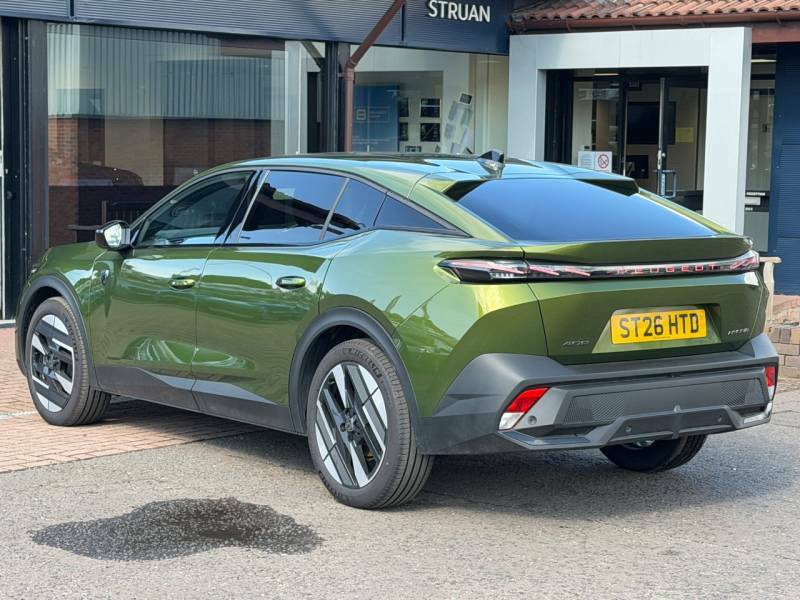 Peugeot 408 1.2 Hybrid 145 Gt Premium E-dsc6 Green #5