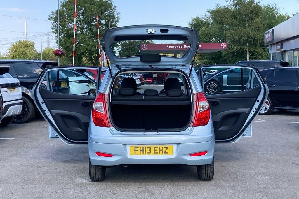Hyundai I10 1.2 Se 86 Bhp 6 Months Warranty, Full Mot, Silver #30