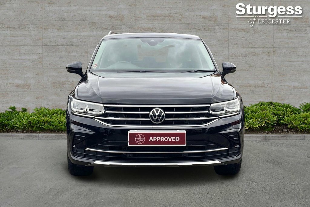Volkswagen Tiguan 2L Elegance Black #2