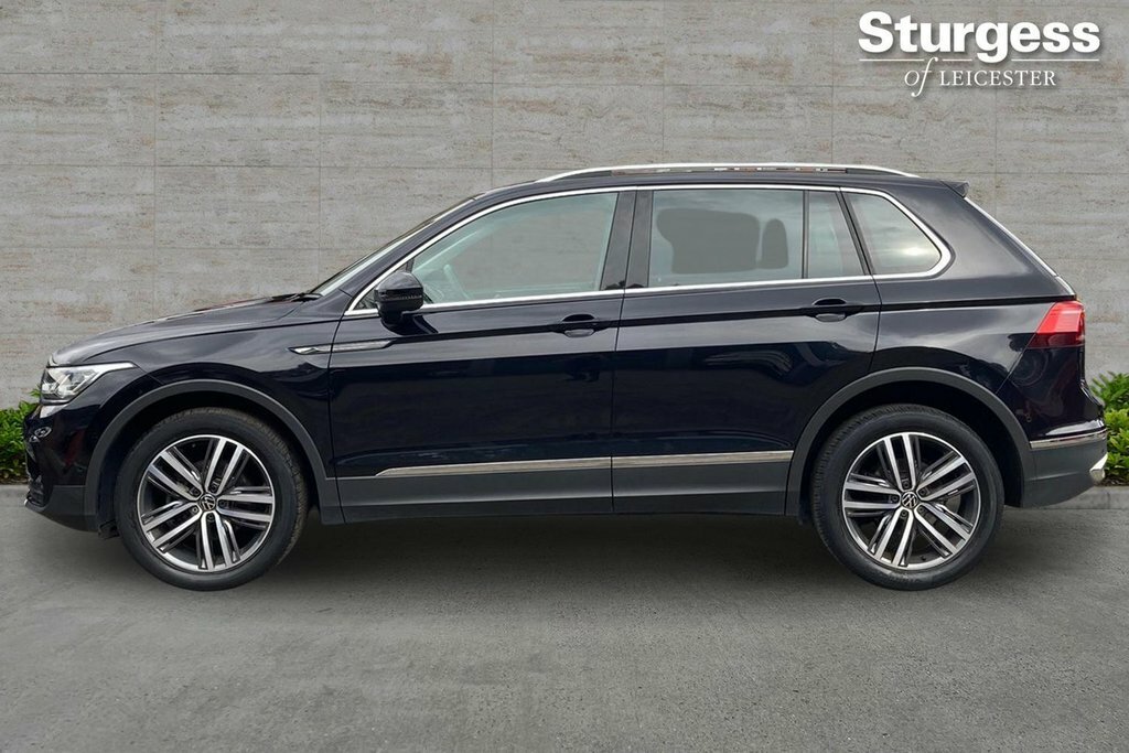 Volkswagen Tiguan 2L Elegance Black #4