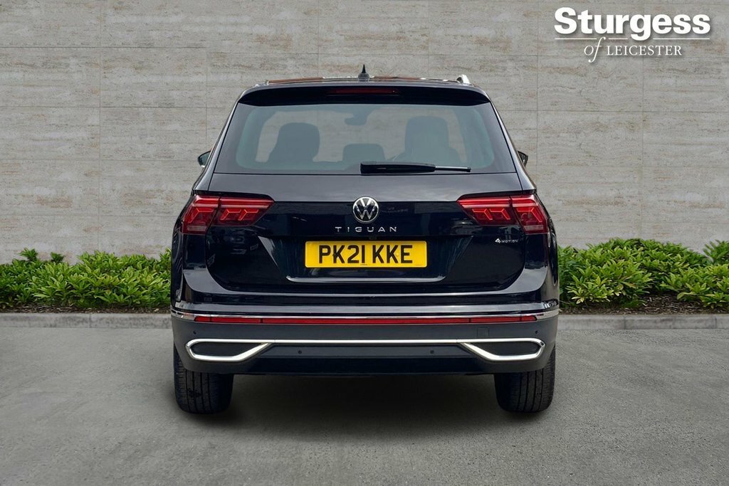 Volkswagen Tiguan 2L Elegance Black #6