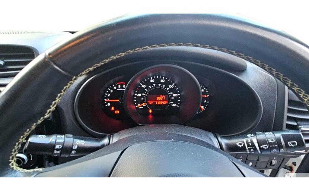 Kia Soul Connect Plus White #5