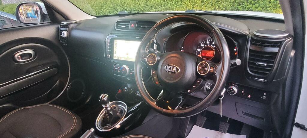 Kia Soul 1.6 Crdi Connect Plus 126 Bhp Silver #31