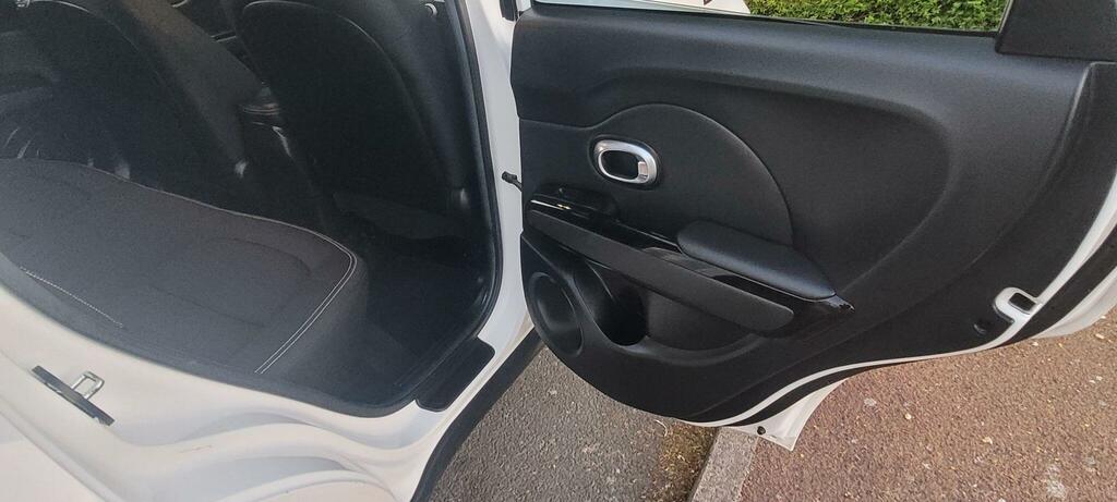 Kia Soul 1.6 Crdi Connect Plus 126 Bhp Silver #16