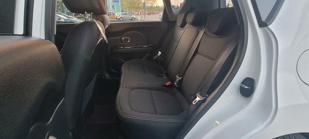 Kia Soul 1.6 Crdi Connect Plus 126 Bhp Silver #10